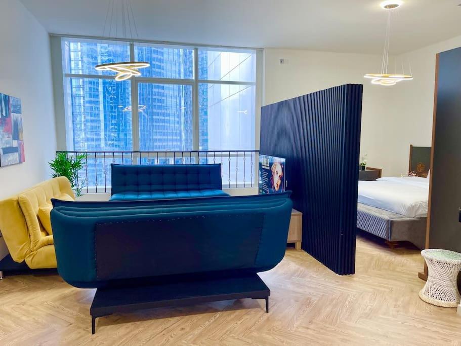 Apartment Lovely Private Contemporary Residential - 201 *
